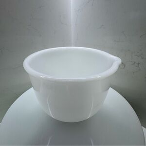 1960's Glasbake Glass Mixing Bowl with Spout - Made for Sunbeam